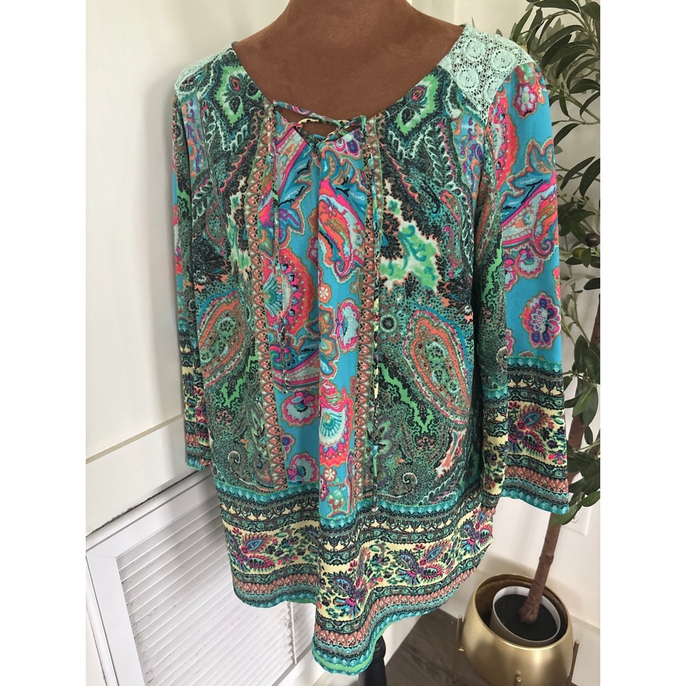 Figueroa & Flower Blue Green Paisley Lace Crochet Bell Sleeve Top 1X